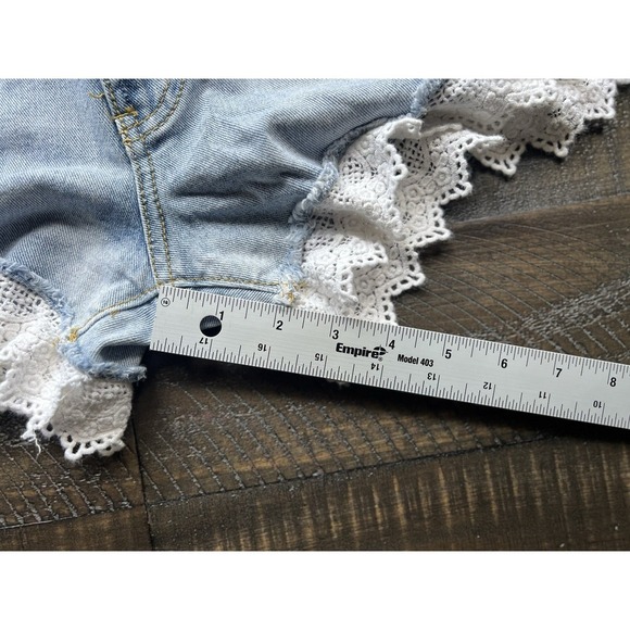 Free People Women's Blue Denim Shorts, Light Wash, Lace Trimmed, Size 25 - Picture 6 of 8